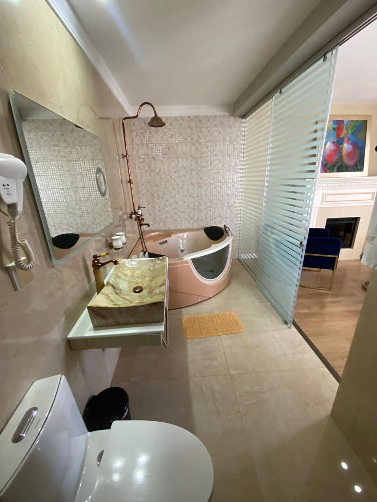 Hotel Brais Durrës 외부 사진