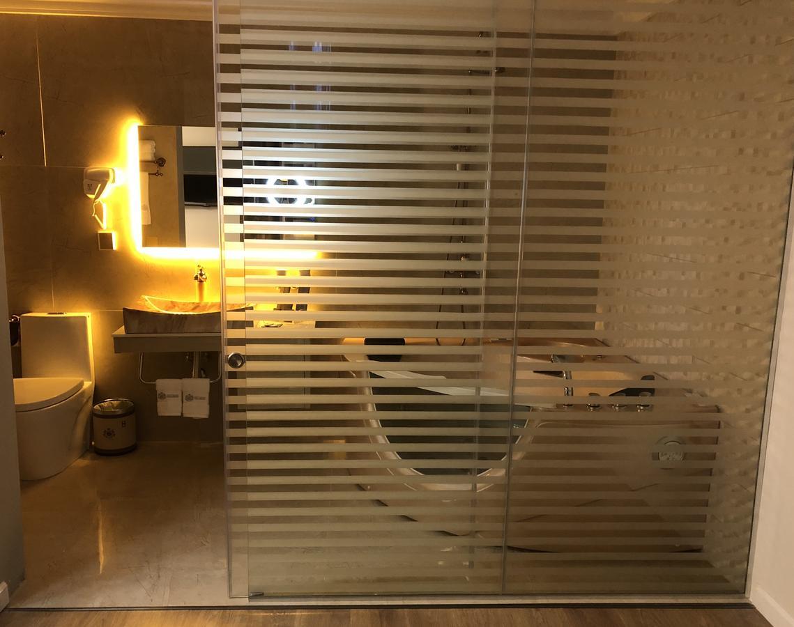 Hotel Brais Durrës 외부 사진